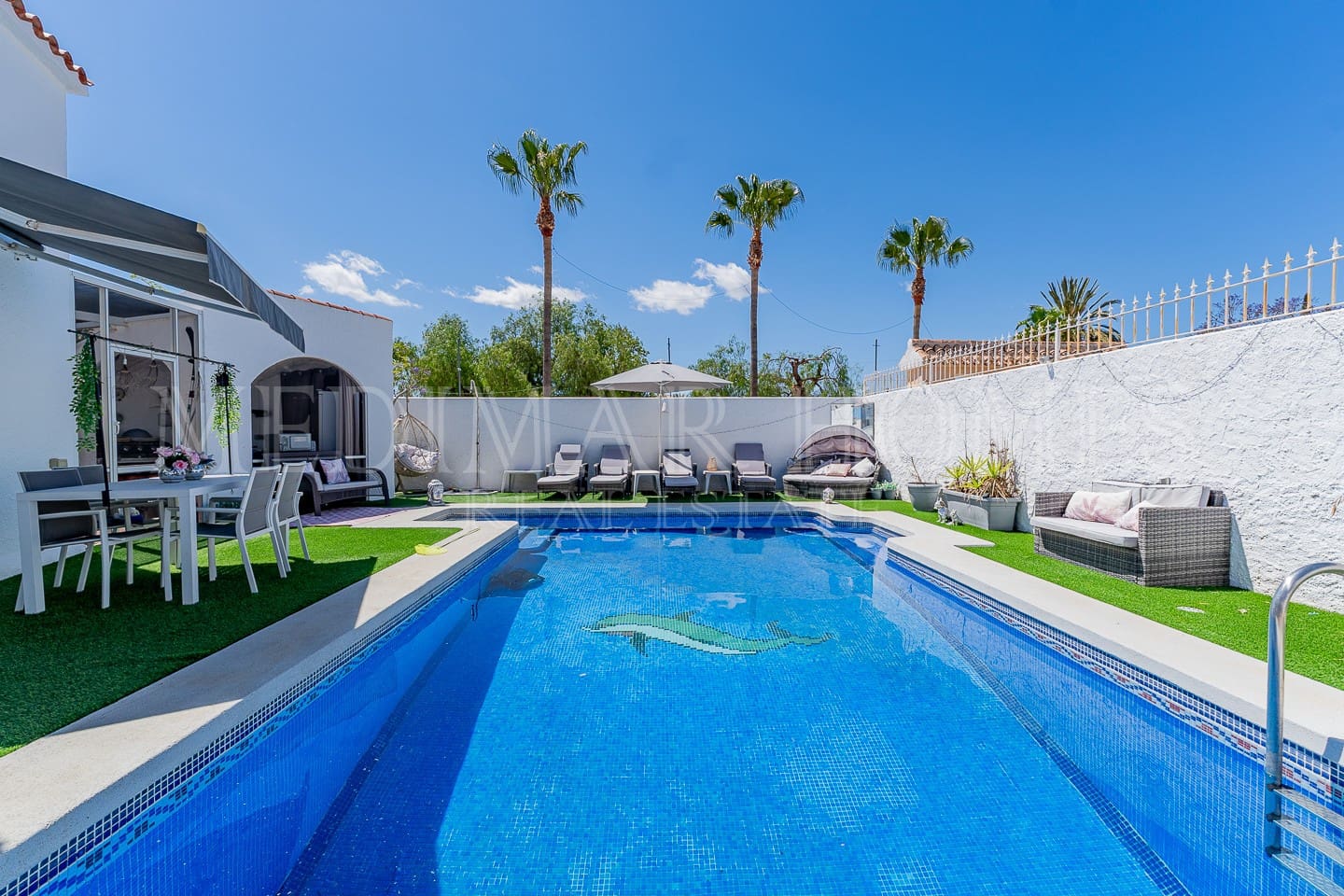 5 bedroom Villa for sale in El Pinar with pool garage - € 349,950 (Ref: 9838434)
