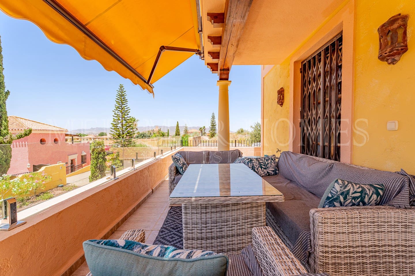 3 quarto Casa em Banda para venda em Desert Springs com piscina - 249 950 € (Ref: 9950588)