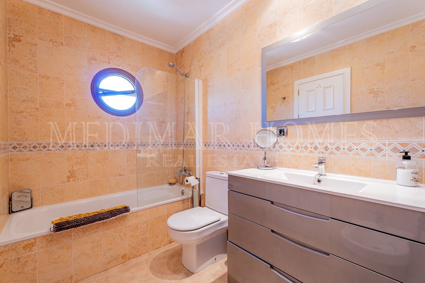3 quarto Casa em Banda para venda em Desert Springs com piscina - 249 950 € (Ref: 9950588)