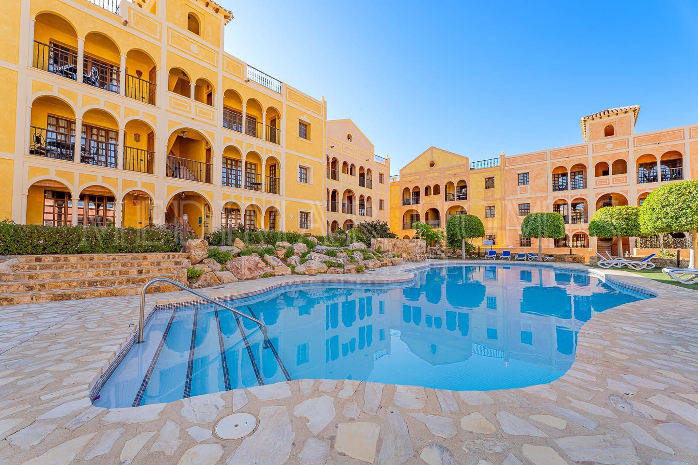 3 quarto Casa em Banda para venda em Desert Springs com piscina - 249 950 € (Ref: 9950588)