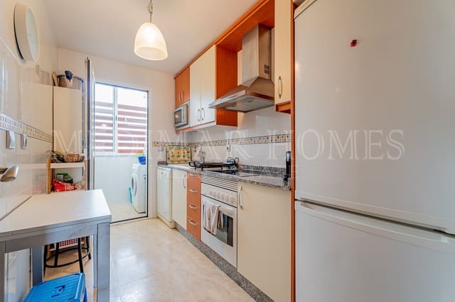 Apartamento de 2 habitaciones en Vera Ciudad, Vera en venta con piscina garaje - 149.950 € (Ref: 9985925)