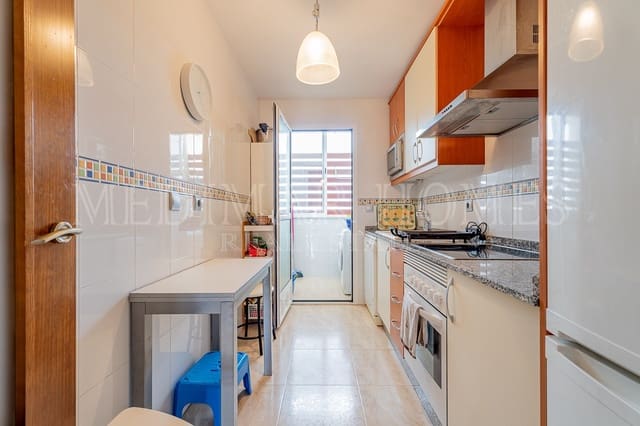 Apartamento de 2 habitaciones en Vera Ciudad, Vera en venta con piscina garaje - 149.950 € (Ref: 9985925)