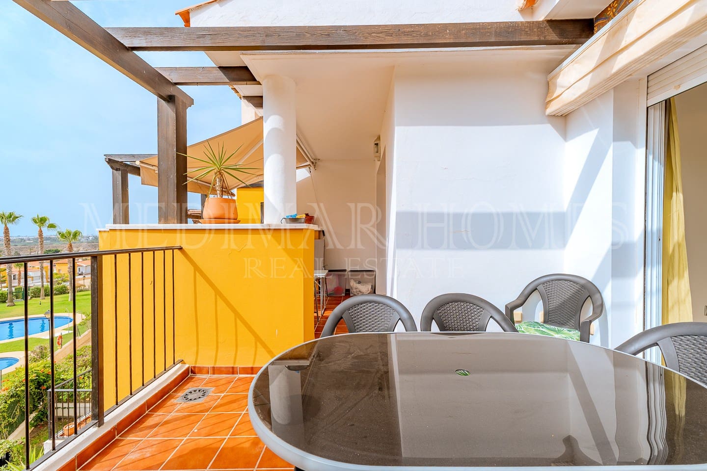 Apartamento de 2 habitaciones en Vera en venta con piscina garaje - 149.950 € (Ref: 9985925)