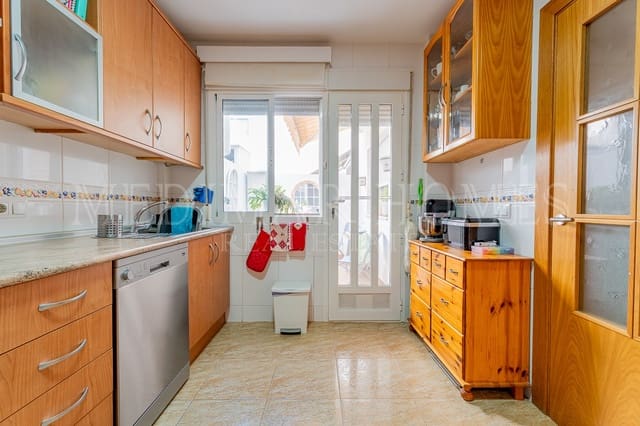 3 bedroom Townhouse for sale in Turre with pool garage - € 199,950 (Ref: 9987123)