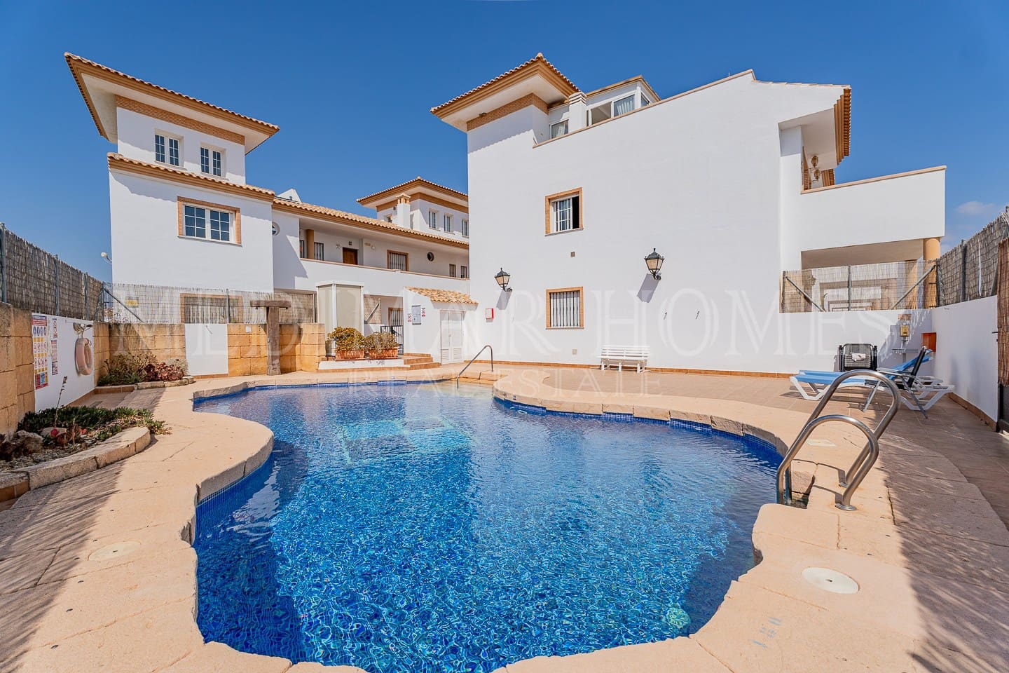 3 bedroom Townhouse for sale in Turre with pool garage - € 199,950 (Ref: 9987123)