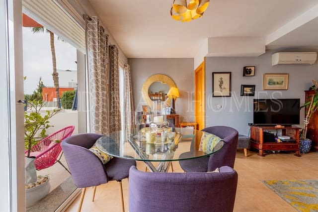 2 soveværelse Byhus til salg i Puerto Vera - Las Salinas, Vera med swimmingpool garage - € 235.000 (Ref: 9989939)