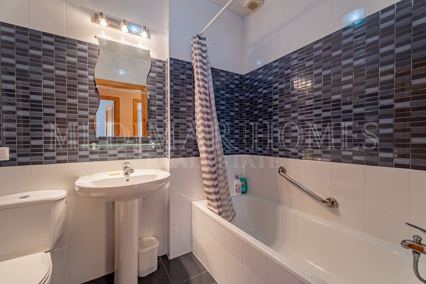 4 sovrum Semi-fristående Villa till salu i Los Gallardos med pool garage - 179 950 € (Ref: 9996017)