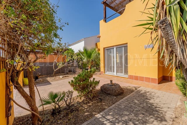 4 sovrum Semi-fristående Villa till salu i Los Gallardos med pool garage - 179 950 € (Ref: 9996017)