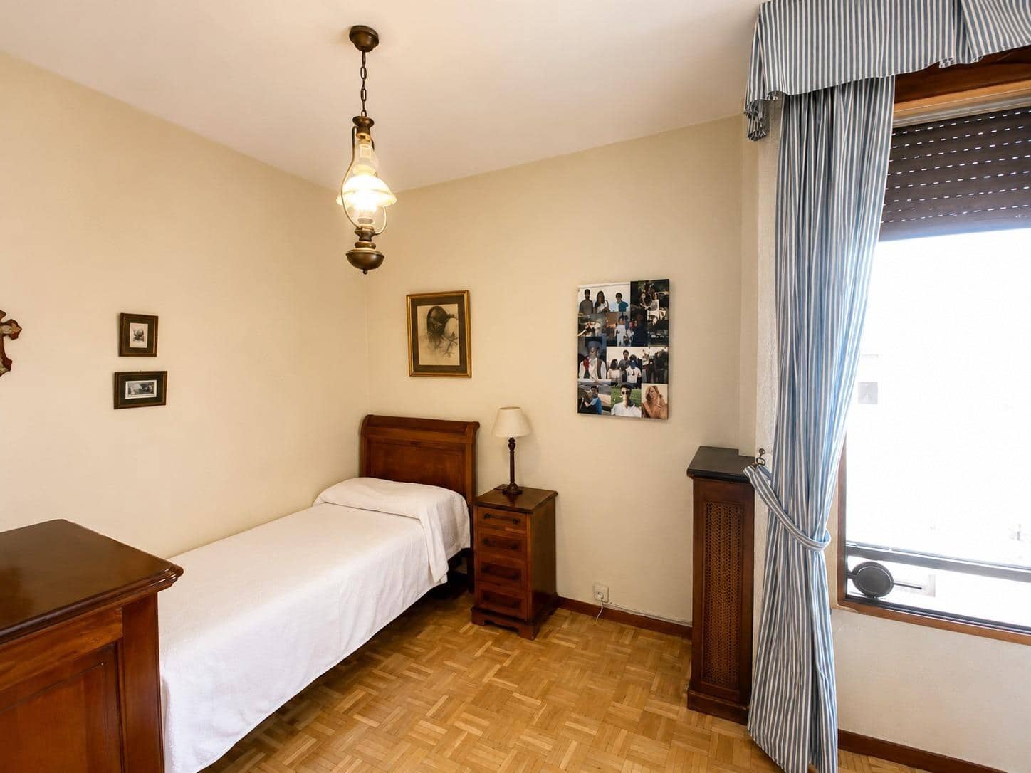 4 quarto Apartamento para venda em Madrid cidade com garagem - 1 565 000 € (Ref: 10072787)