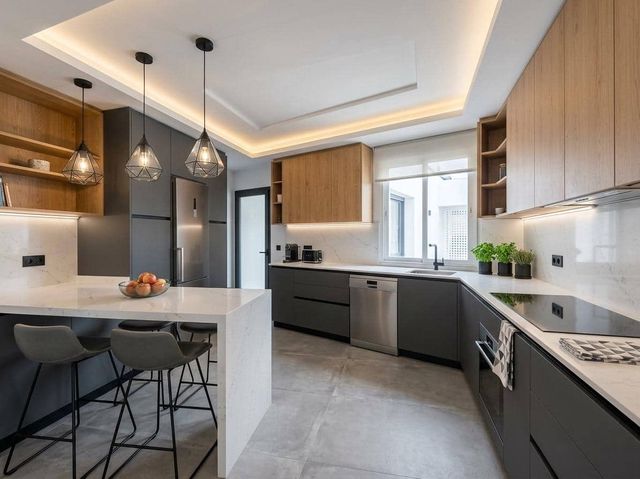 4 sovrum Lägenhet till salu i Argüelles, Madrid stad med garage - 1 565 000 € (Ref: 10072787)