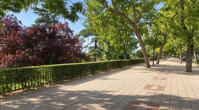 3 sovrum Lägenhet till salu i Argüelles, Madrid stad med garage - 1 600 000 € (Ref: 10072788)