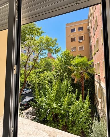 Piso de 4 habitaciones en Argüelles, Madrid ciudad en venta con garaje - 1.290.000 € (Ref: 10094685)