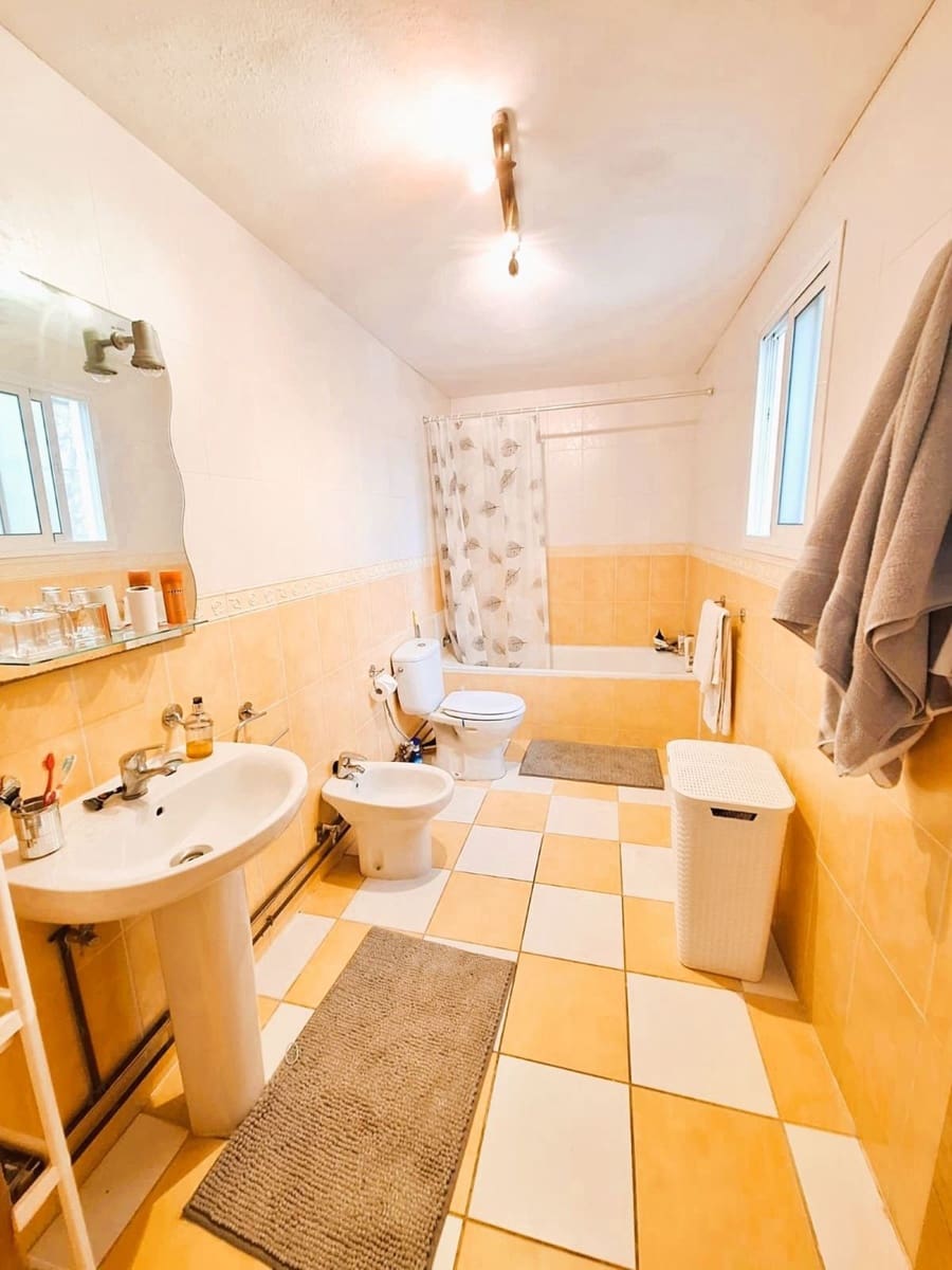 4 soveværelse Byhus til salg i Benalmadena - € 570.000 (Ref: 9788799)