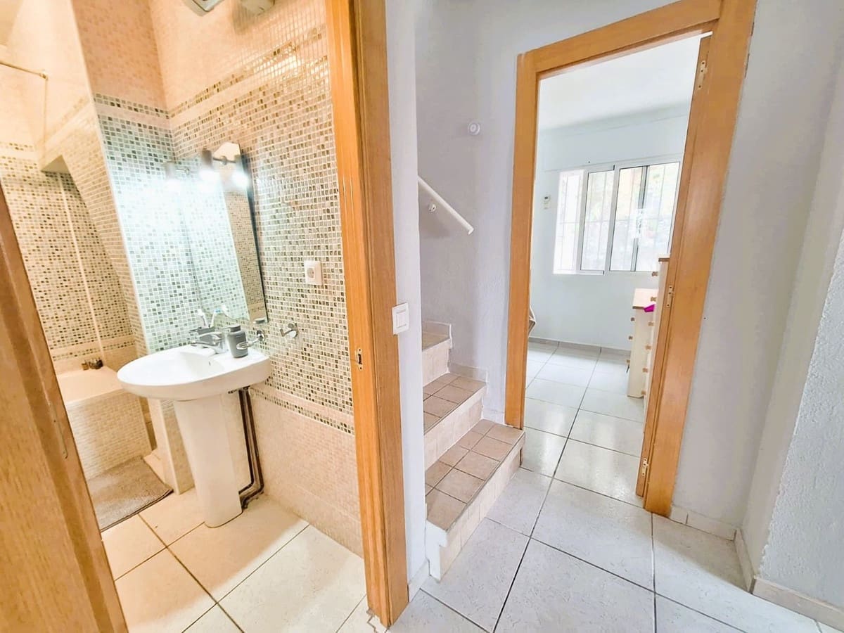 4 soveværelse Byhus til salg i Benalmadena - € 570.000 (Ref: 9788799)