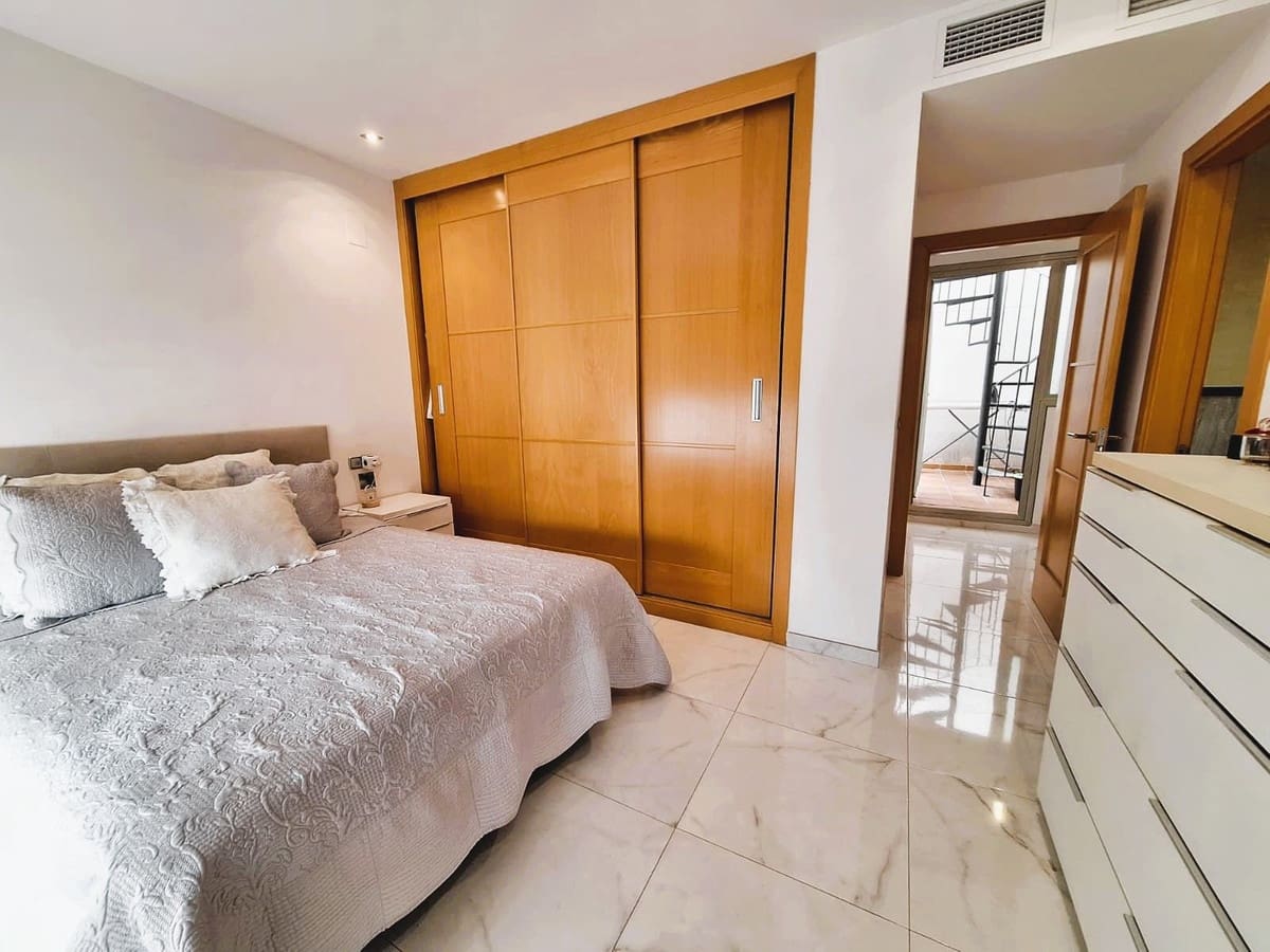 Ático de 3 habitaciones en Torremolinos en venta - 540.000 € (Ref: 9788800)