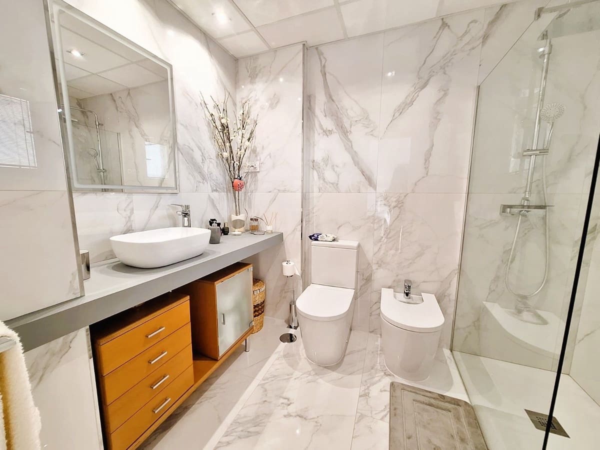 2 soveværelse Lejlighed til salg i Marbella med garage - € 489.000 (Ref: 9788801)