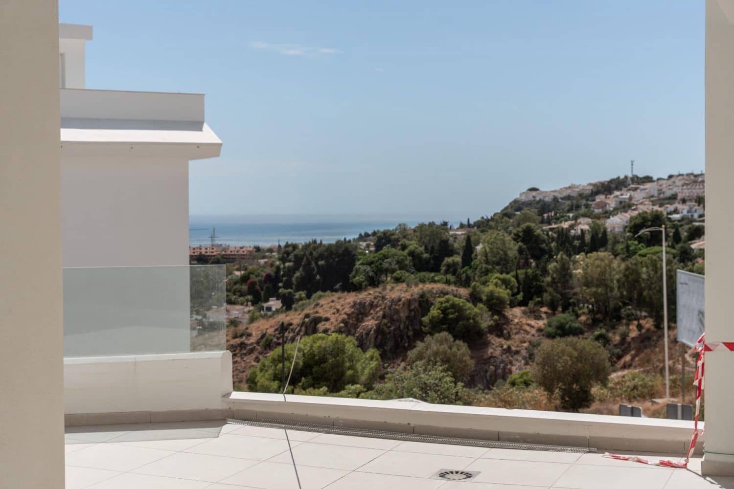 Adosado de 4 habitaciones en Benalmádena en venta - 799.000 € (Ref: 9790796)