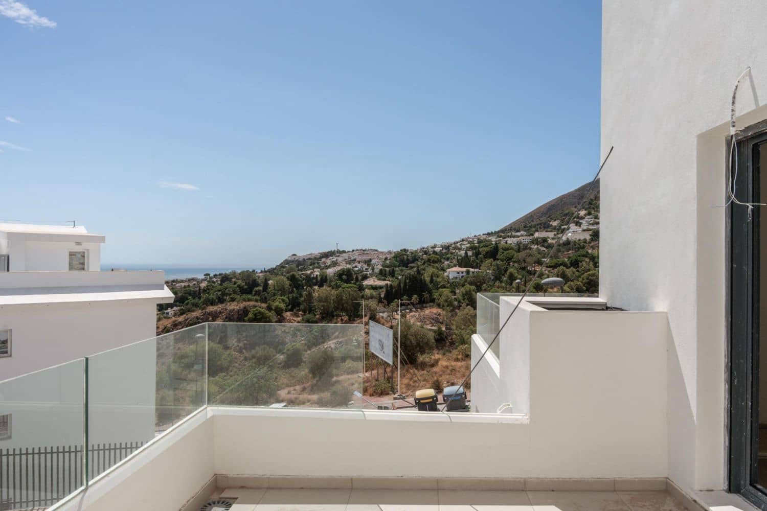 Adosado de 4 habitaciones en Benalmádena en venta - 799.000 € (Ref: 9790796)