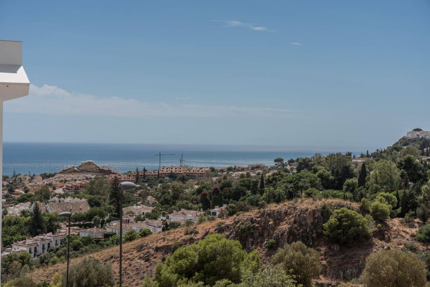 Adosado de 4 habitaciones en Benalmádena en venta - 799.000 € (Ref: 9790796)