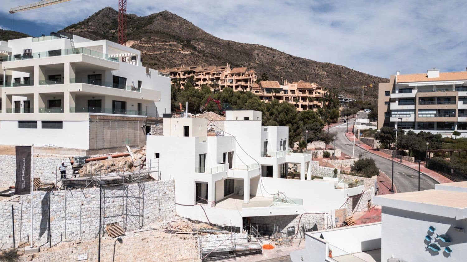 Adosado de 4 habitaciones en Benalmádena en venta - 799.000 € (Ref: 9790796)