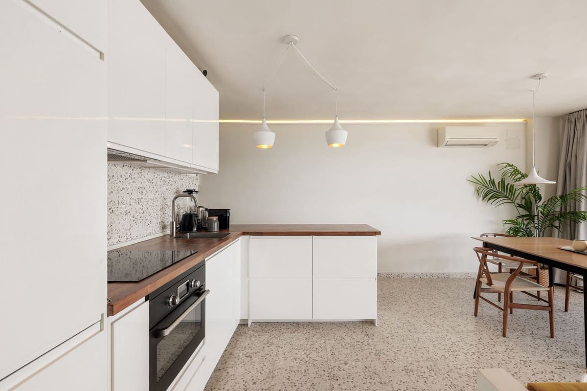 2 bedroom Apartment for sale in Torremolinos - € 470,000 (Ref: 9790804)