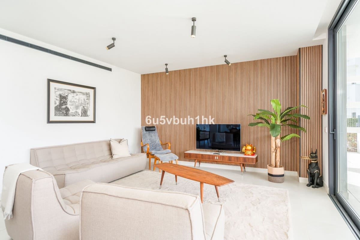 3 bedroom Apartment for sale in Fuengirola with garage - € 795,000 (Ref: 9794311)