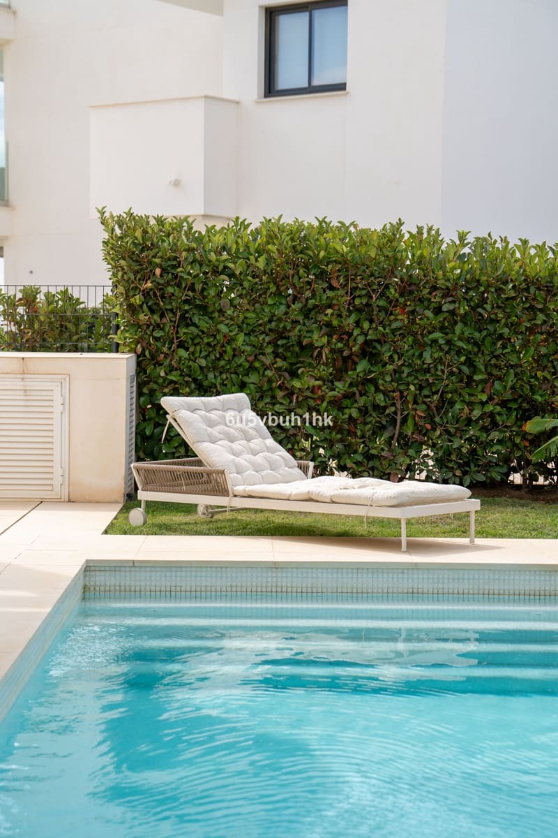 3 bedroom Apartment for sale in Fuengirola with garage - € 795,000 (Ref: 9794311)