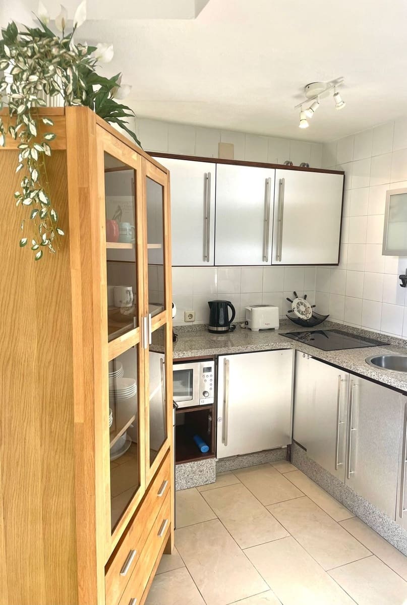 1 slaapkamer Appartement te koop in Benalmadena met garage - € 360.000 (Ref: 9794312)