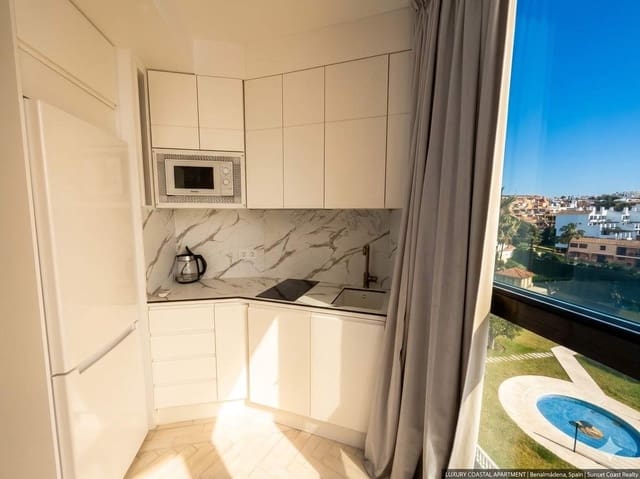 Yksiö myytävänä paikassa Calahonda, Mijas - 240 000 € (Ref: 9806249)