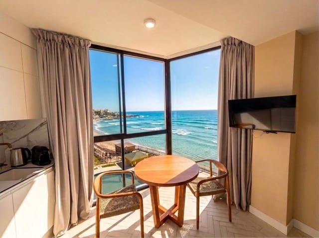 Yksiö myytävänä paikassa Calahonda, Mijas - 240 000 € (Ref: 9806249)