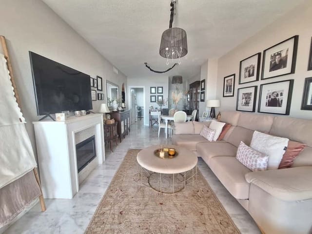 2 soveværelse Lejlighed til salg i La Reserva, Marbella - € 365.000 (Ref: 9839022)