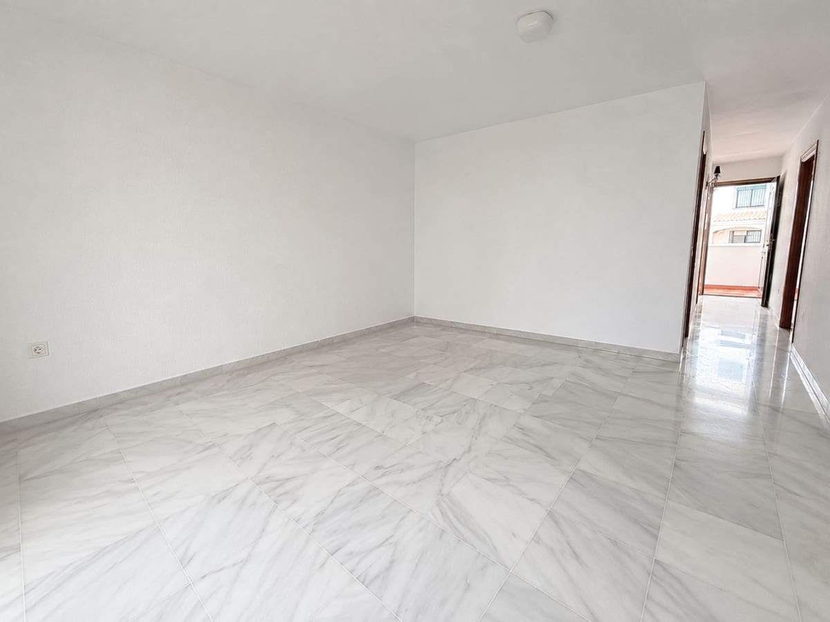 2 soveværelse Lejlighed til salg i Benalmadena - € 385.000 (Ref: 9851316)