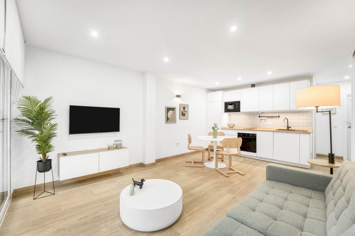 1 makuuhuone Huoneisto myytävänä paikassa Torremolinos mukana 
autotalli - 349 000 € (Ref: 9855153)