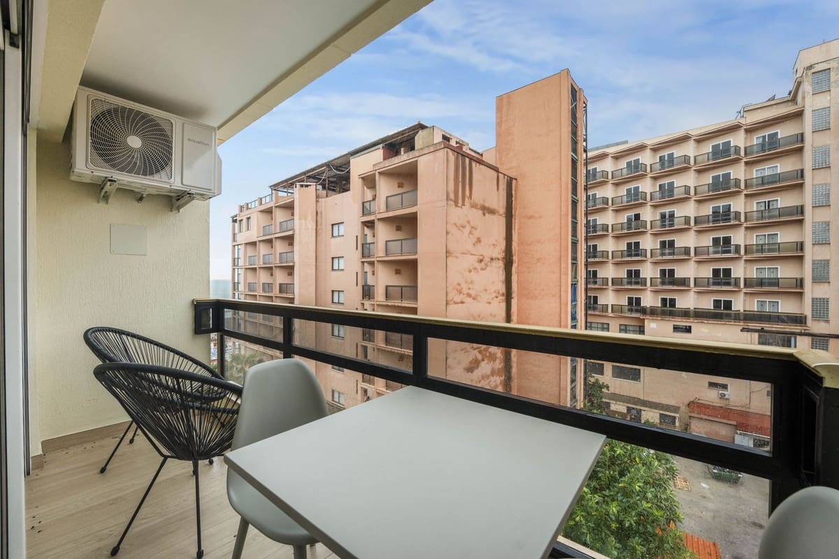 1 makuuhuone Huoneisto myytävänä paikassa Torremolinos mukana 
autotalli - 349 000 € (Ref: 9855153)