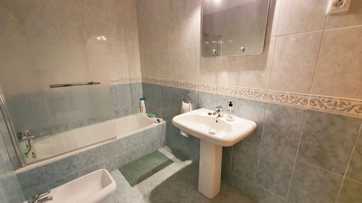 1 soveværelse Lejlighed til salg i Benalmadena med garage - € 249.000 (Ref: 9855156)