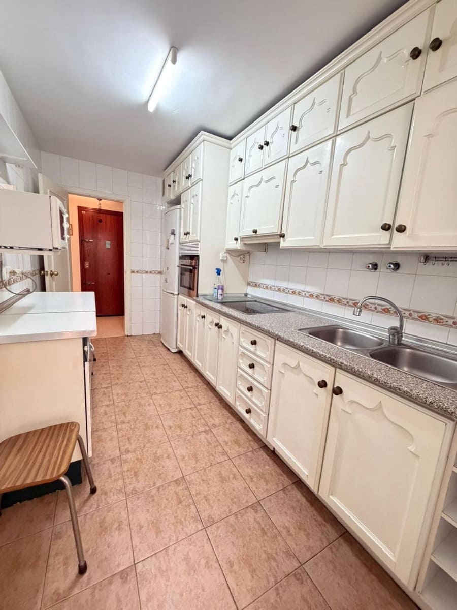 3 bedroom Apartment for sale in Fuengirola - € 329,000 (Ref: 9859636)