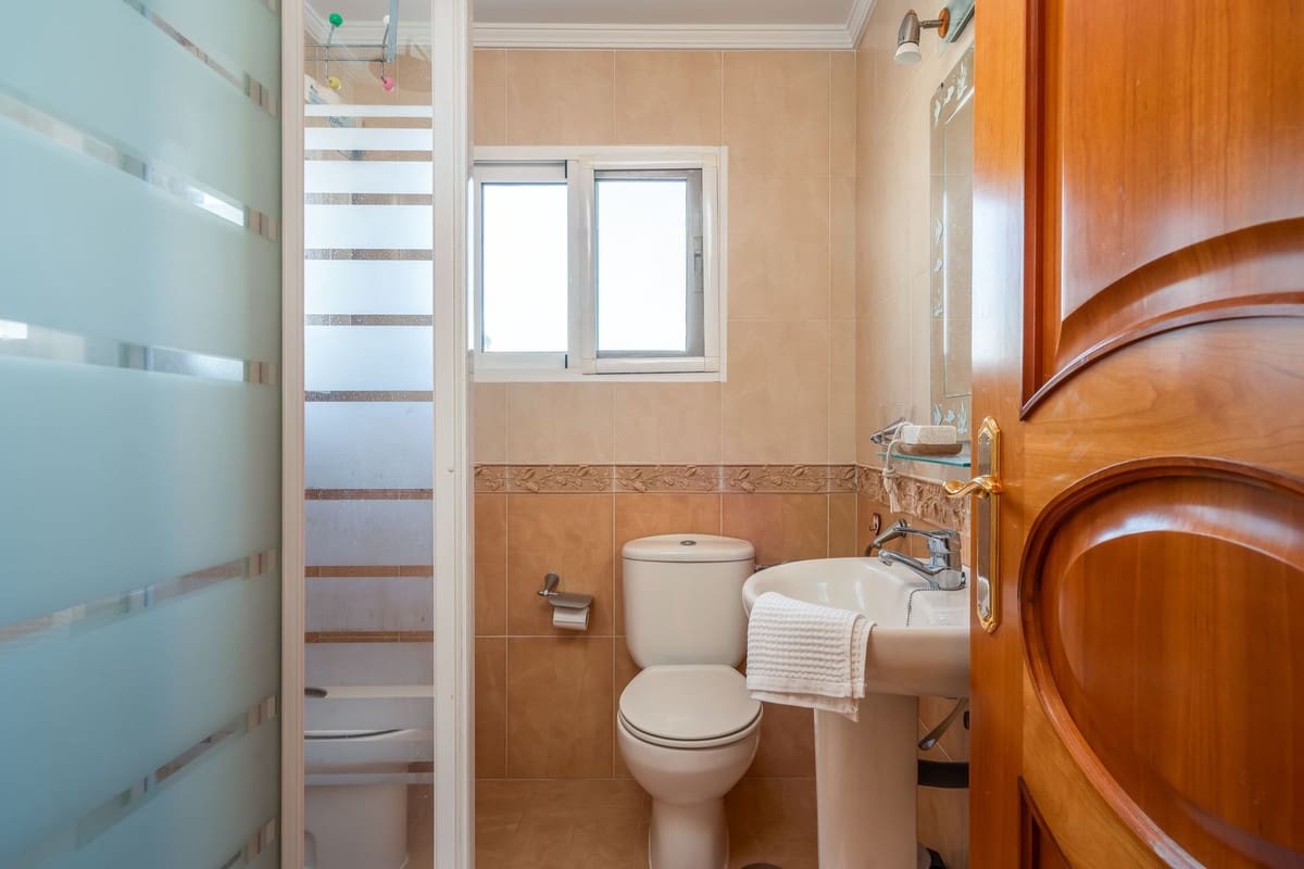 2 quarto Penthouse para venda em Fuengirola com garagem - 299 000 € (Ref: 9889930)