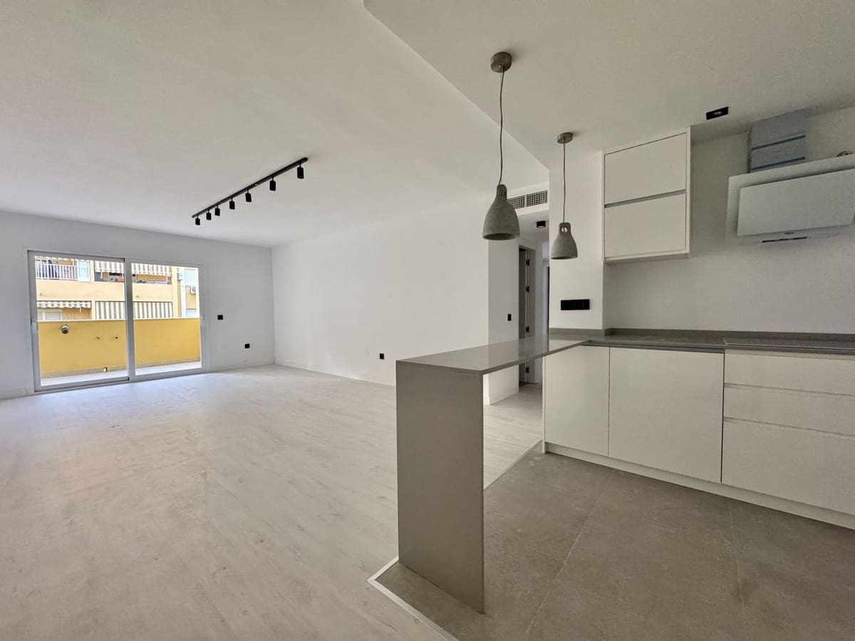 4 makuuhuone Huoneisto myytävänä paikassa Malaga kaupunki - 398 000 € (Ref: 9891850)