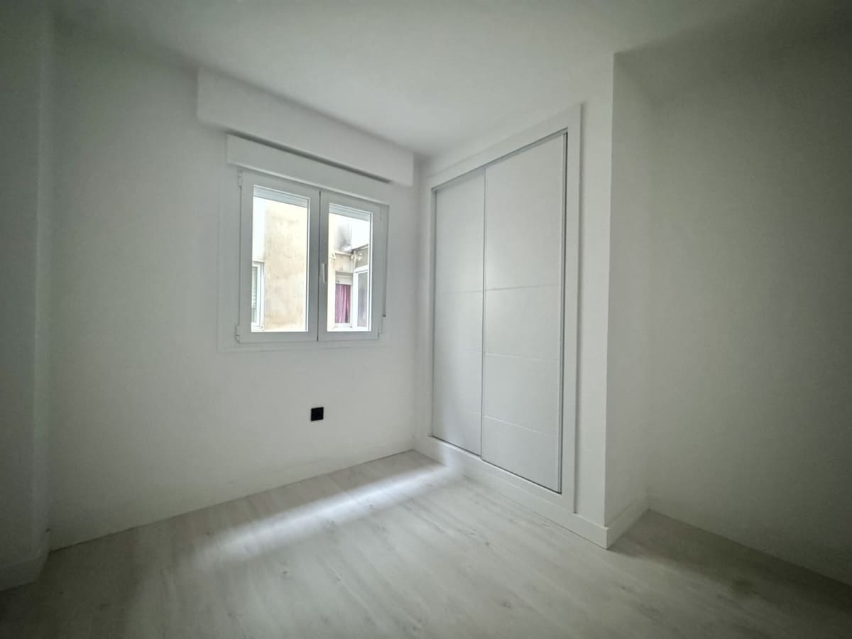 4 makuuhuone Huoneisto myytävänä paikassa Malaga kaupunki - 398 000 € (Ref: 9891850)