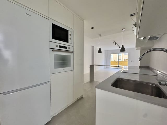 4 sovrum Lägenhet till salu i Cortijo Alto, Málaga stad - 398 000 € (Ref: 9891850)