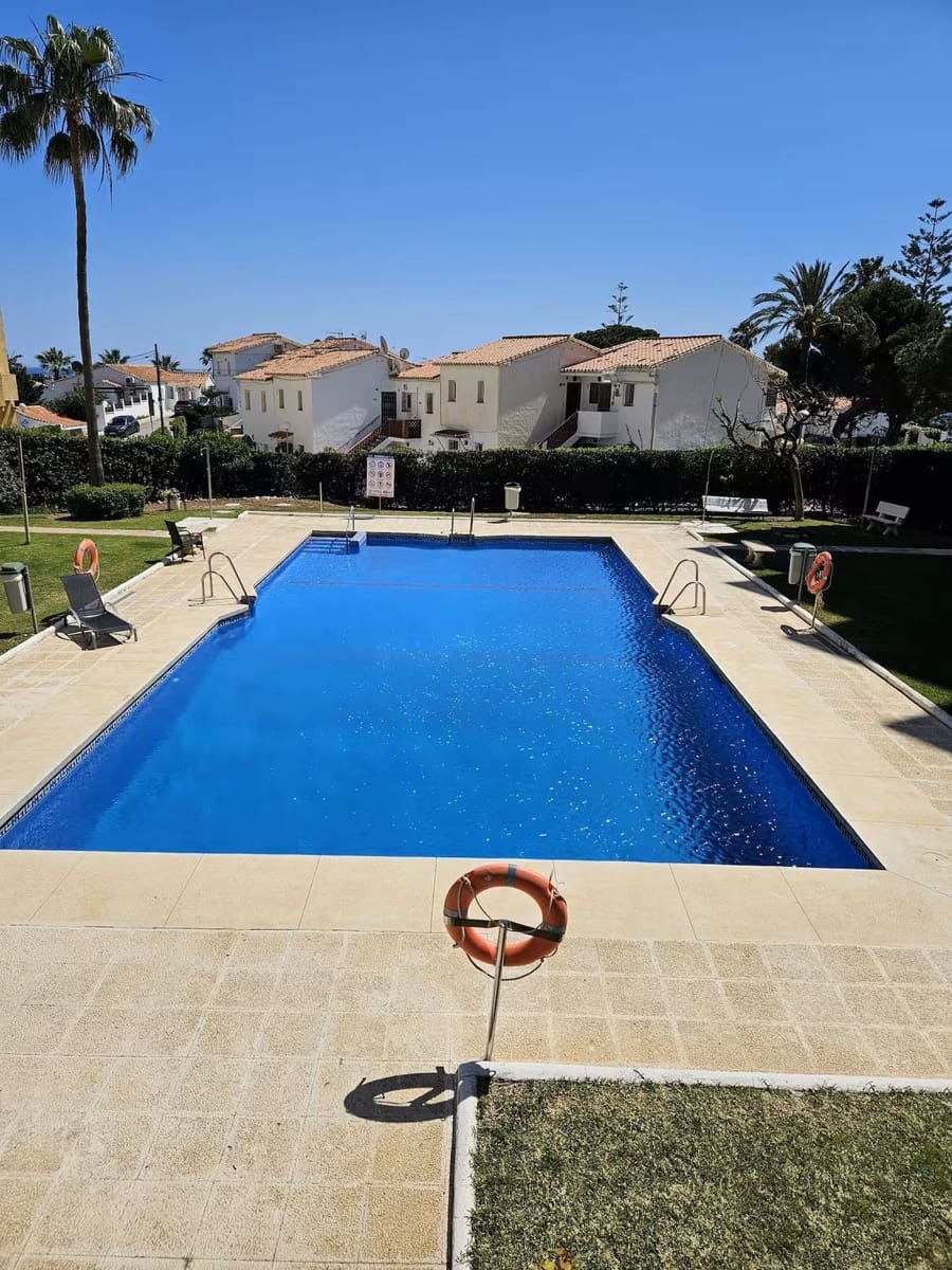 Yksiö myytävänä paikassa La Cala de Mijas - 189 000 € (Ref: 9896389)