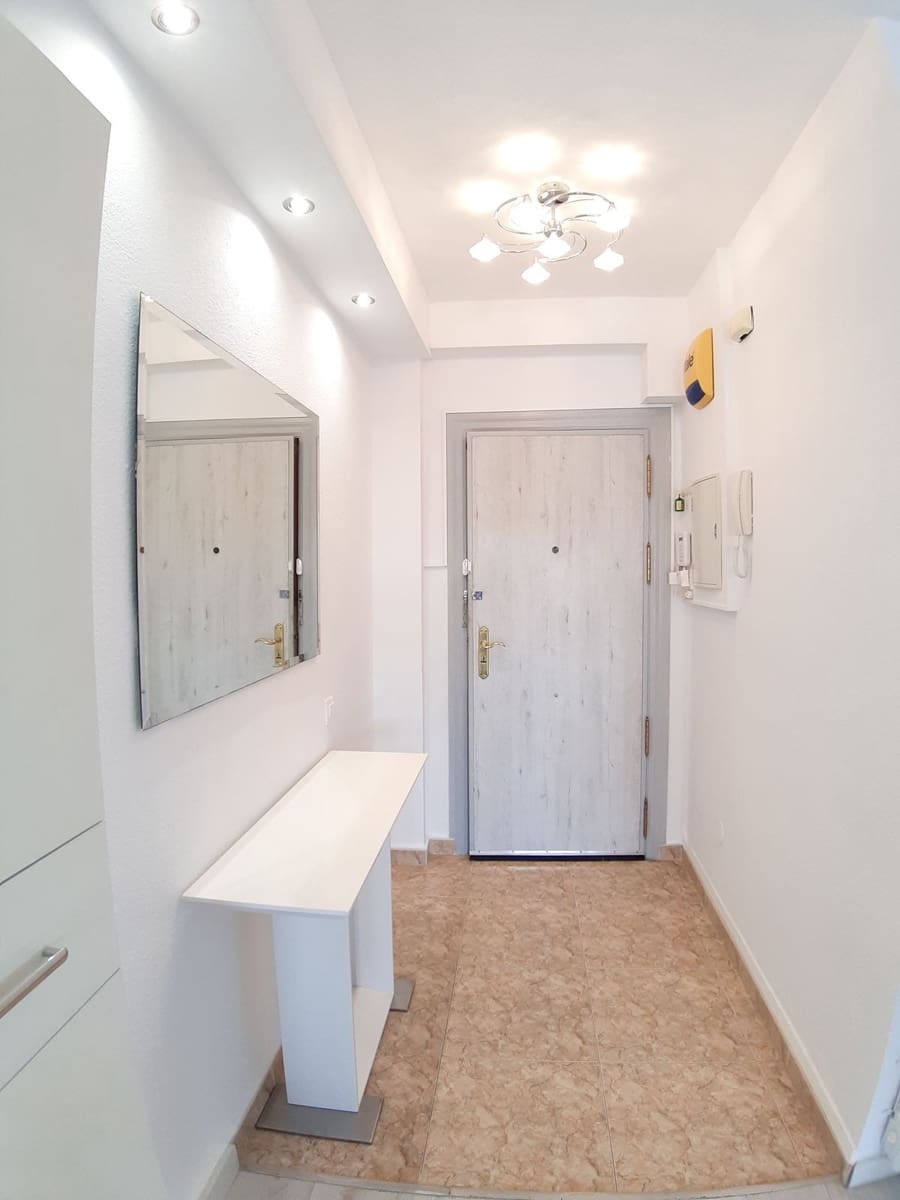 2 chambre Appartement à vendre à Fuengirola avec garage - 329 000 € (Ref: 9899221)