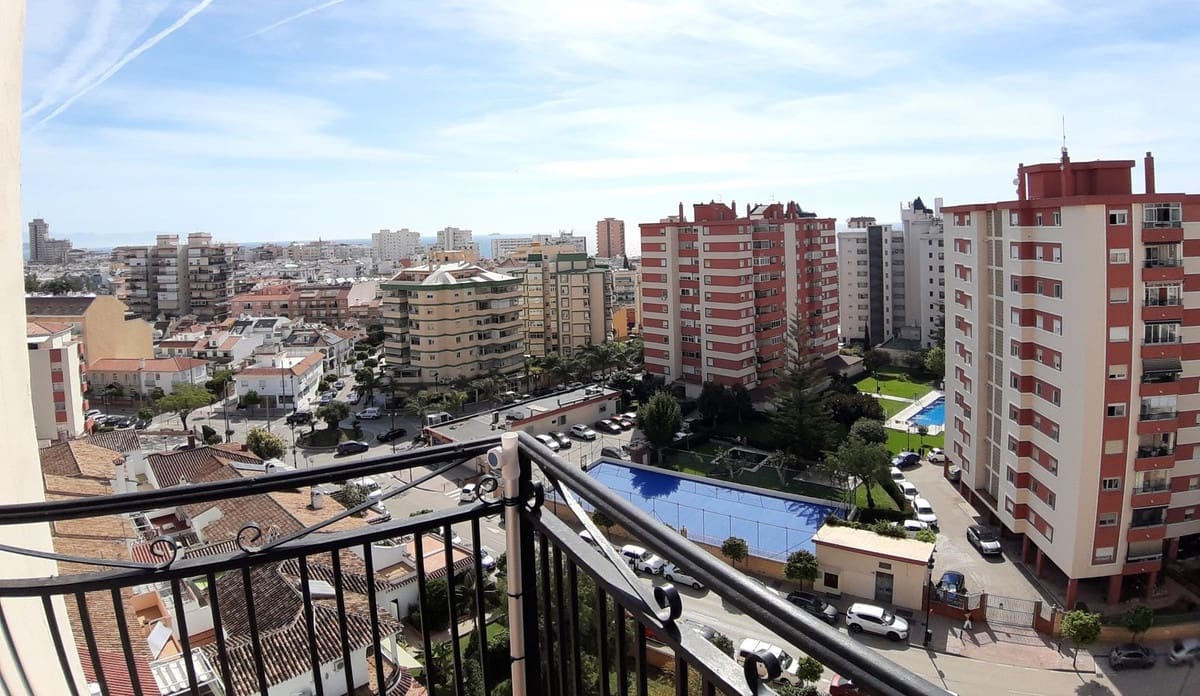 2 chambre Appartement à vendre à Fuengirola avec garage - 329 000 € (Ref: 9899221)