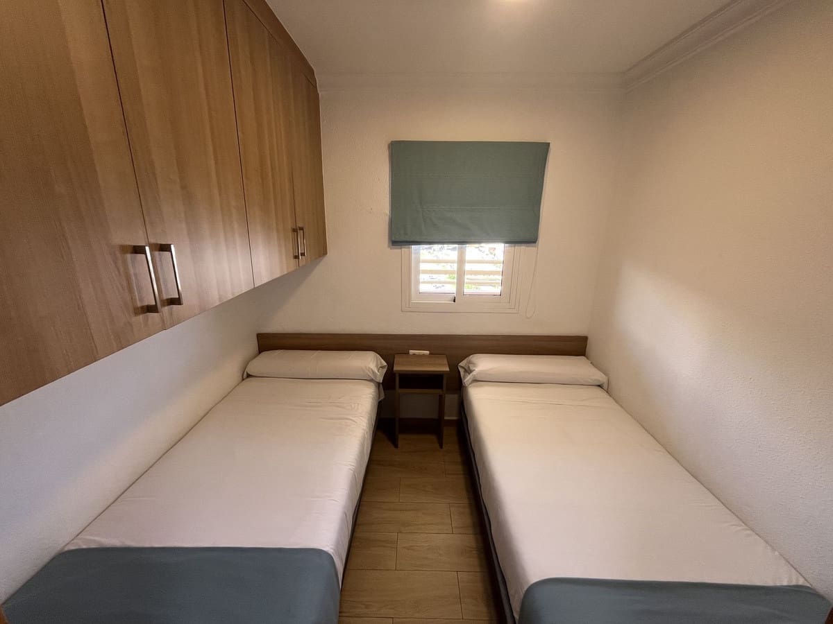 Apartamento de 2 habitaciones en Fuengirola en venta - 395.000 € (Ref: 9912716)