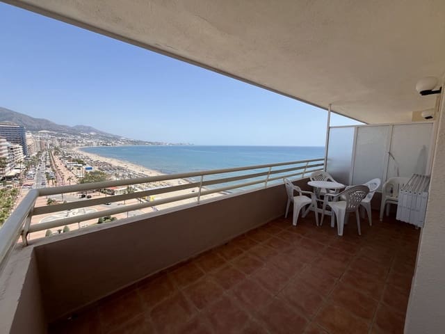 Apartamento de 2 habitaciones en Zona Puerto Deportivo, Fuengirola en venta - 395.000 € (Ref: 9912716)
