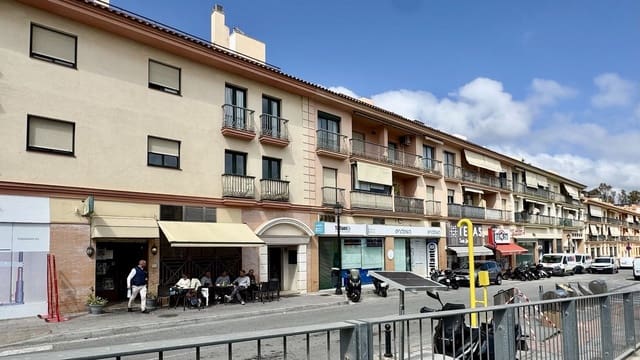 2 soverom Penthouse til salgs i Centro ciudad, Fuengirola - € 369 500 (Ref: 9920042)