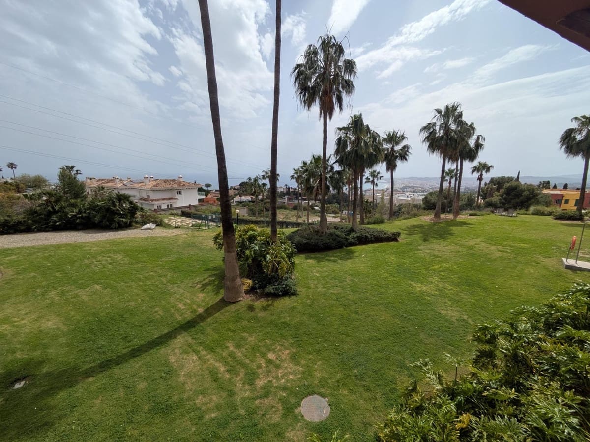 3 soverom Leilighet til salgs i Benalmadena med garasje - € 548 000 (Ref: 9924243)