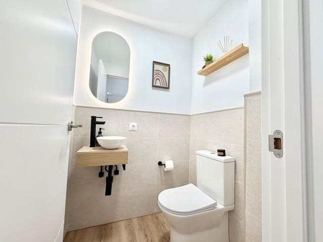 2 Zimmer Apartment zu verkaufen in Arroyo de la Miel, Benalmádena mit Garage - 325.000 € (Ref: 9924244)