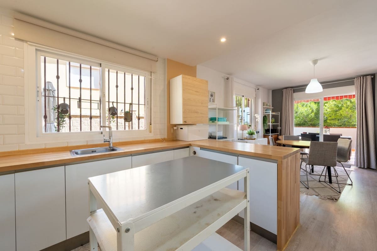 3 chambre Maison de Ville à vendre à Mijas avec garage - 499 000 € (Ref: 9937647)