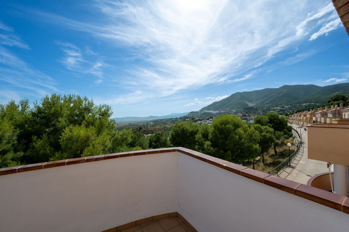 3 chambre Maison de Ville à vendre à Mijas avec garage - 499 000 € (Ref: 9937647)